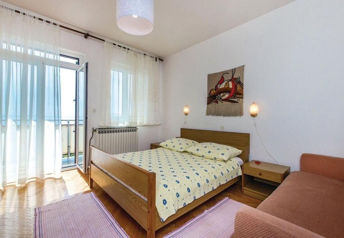 Apartment Dari 로브란 외부 사진