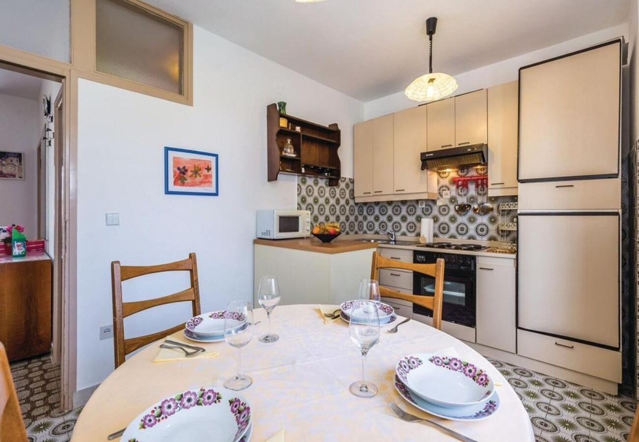 Apartment Dari 로브란 외부 사진